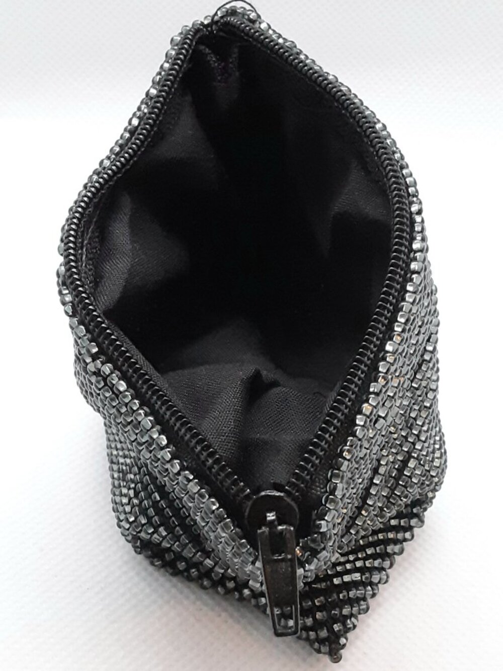 NEW handmade zippered glass beaded purse for lipstick, keys, change - Picture 4 of 9